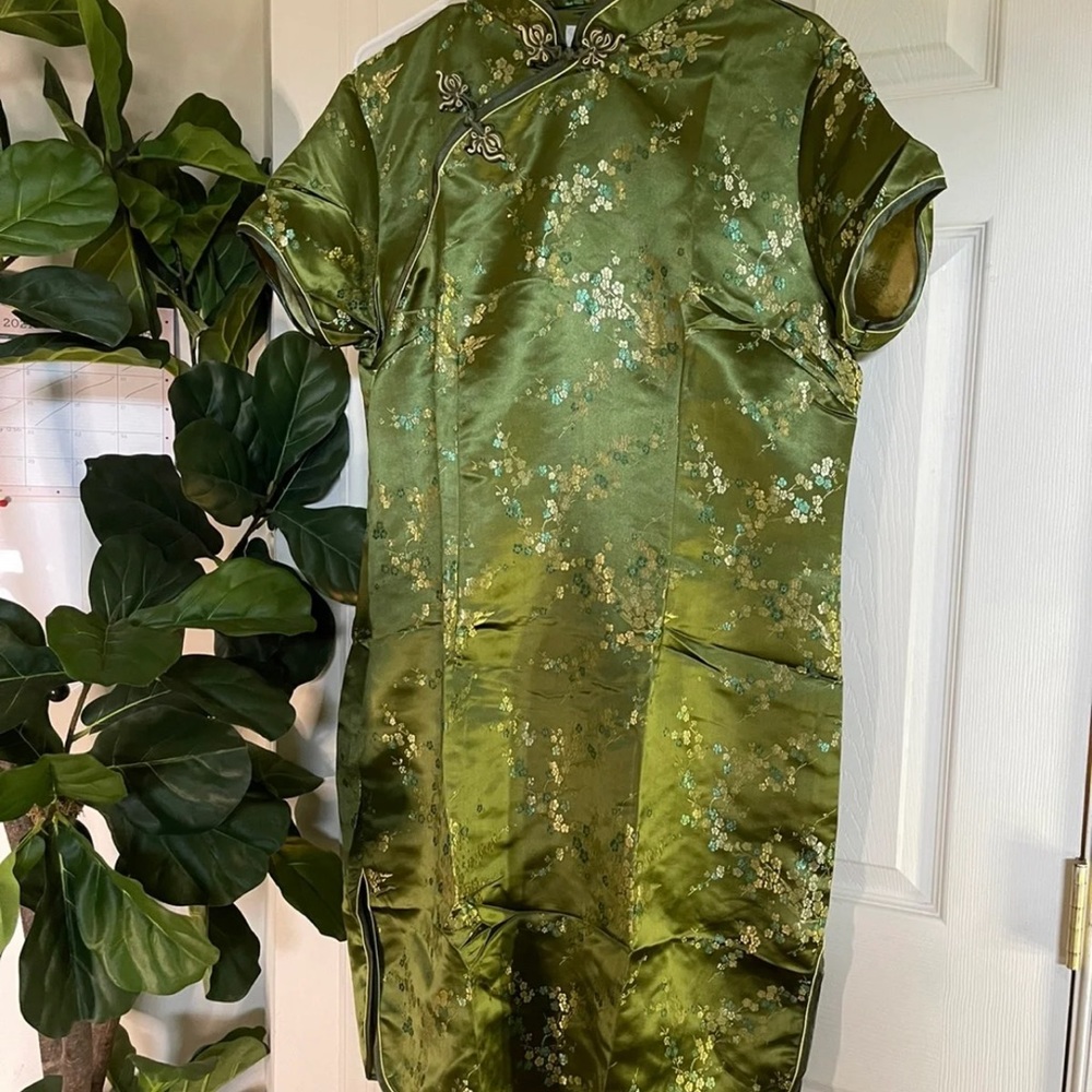 Olive green Chinese dress